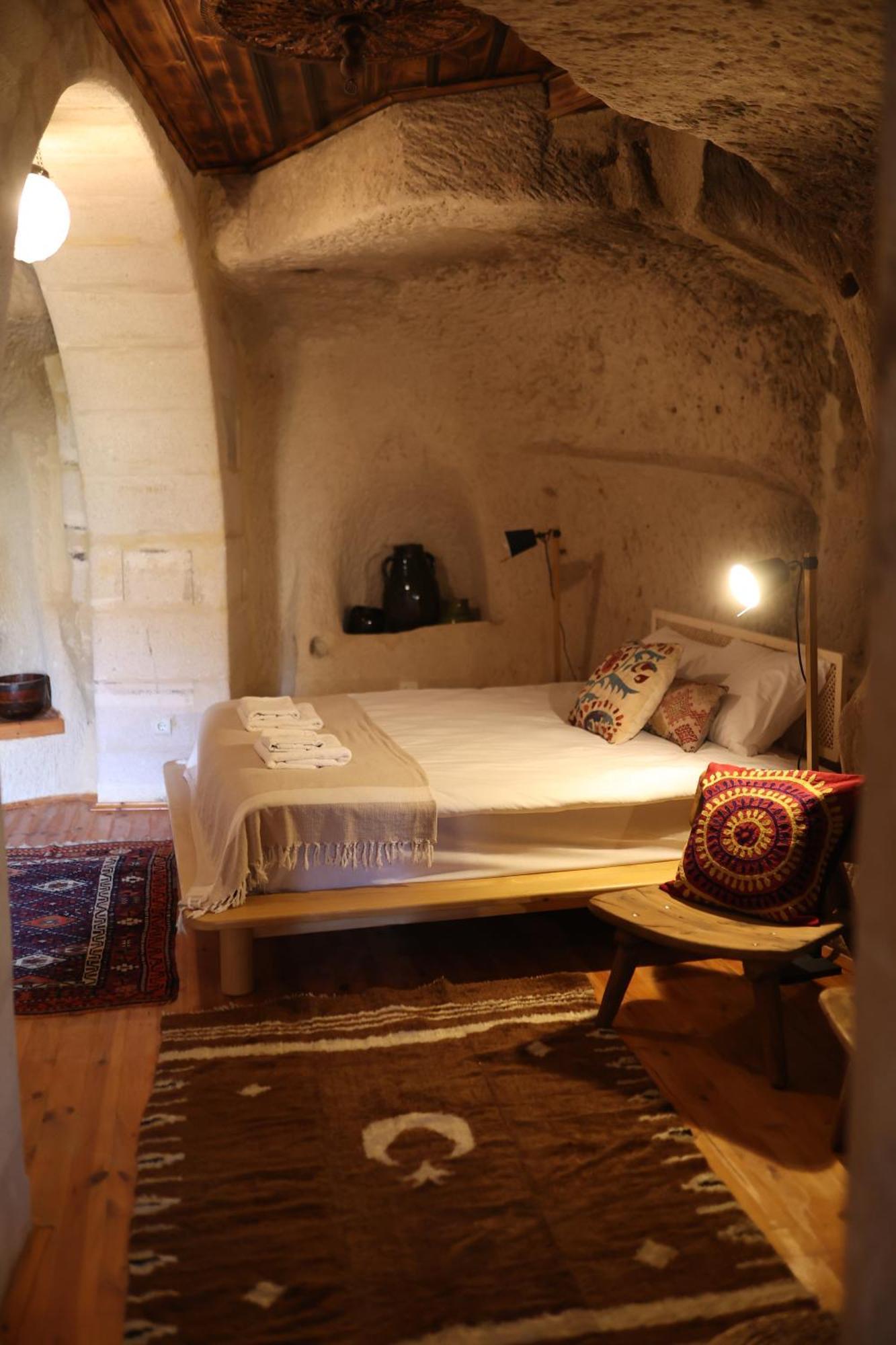 Potamia Cave Suites Ortahisar Exterior photo