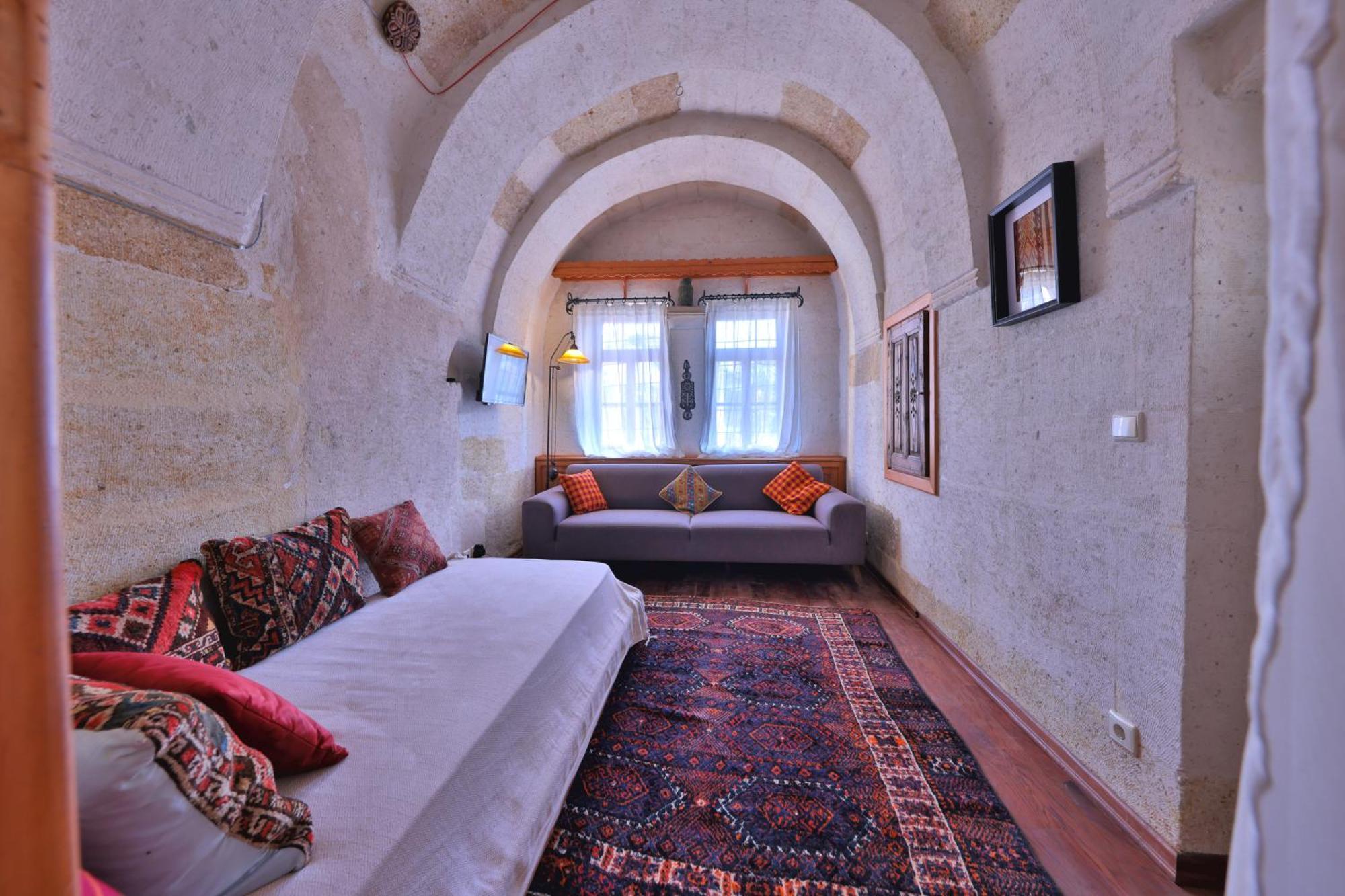 Potamia Cave Suites Ortahisar Exterior photo