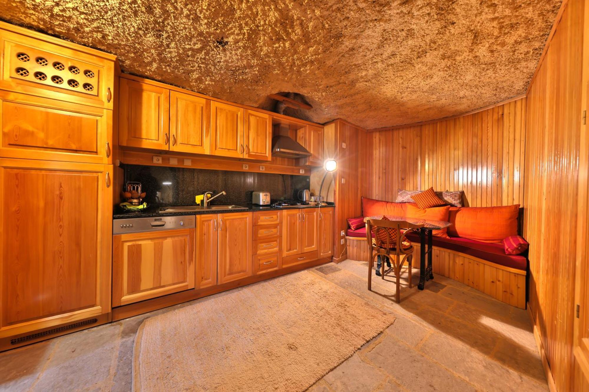 Potamia Cave Suites Ortahisar Exterior photo